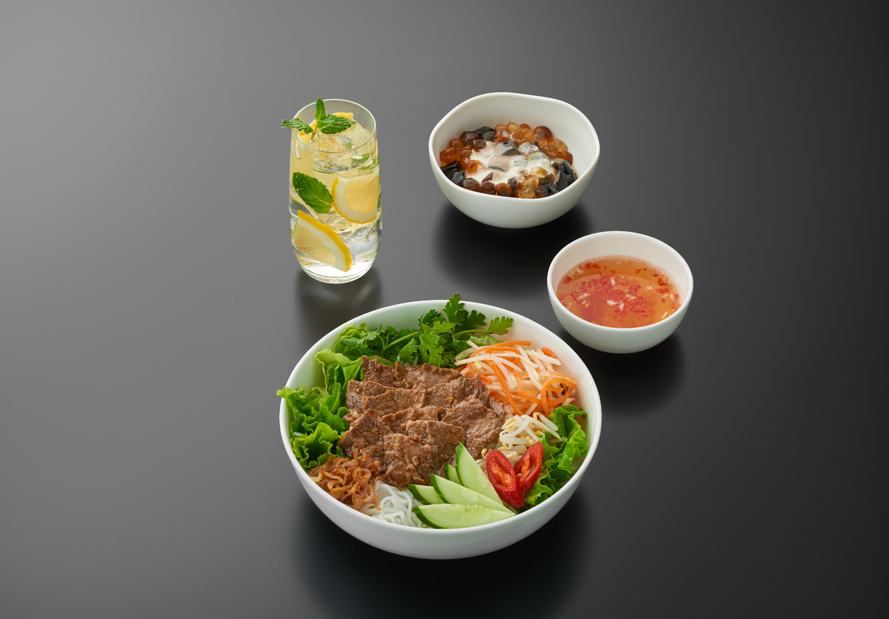 VNA bún bò nam bộ.